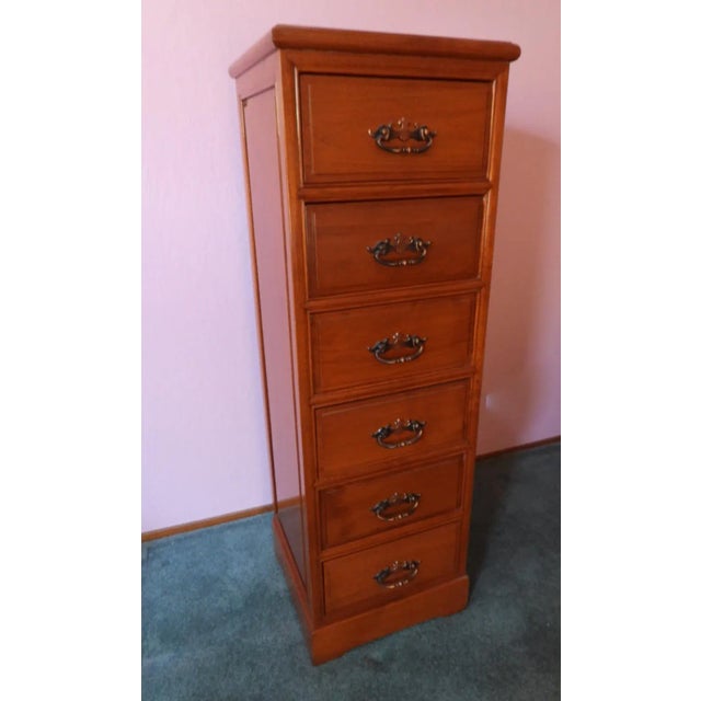 This marvelous vintage 1960s lingerie chest is in the style of George Yee and is created in gorgeous high-gloss rosewood,...