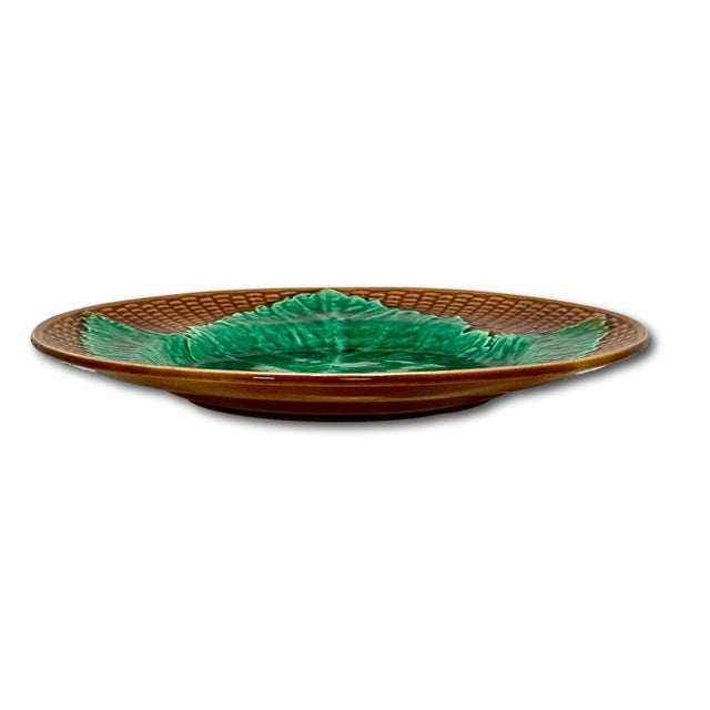 Beautiful Antique Late 19th Century Victorian Basket & Leaf Majolica Dish With Bracket for Wall Plate Hanging Display For Sale In Boston - Image 6 of 9