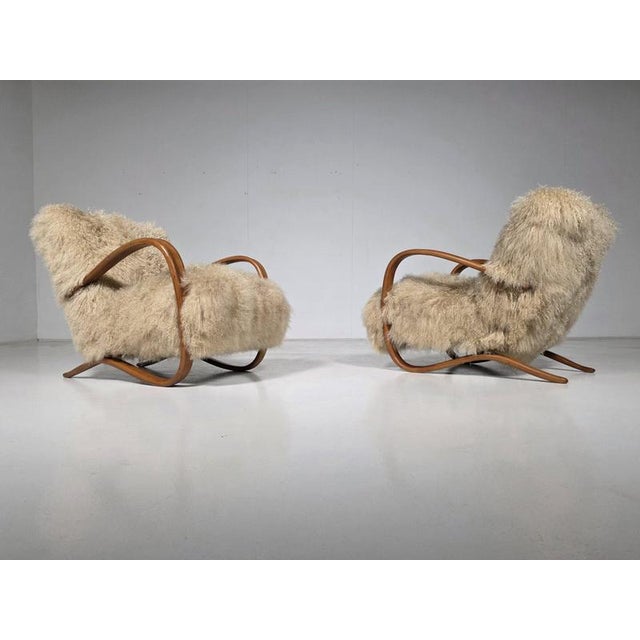 1930s H269 Lounge Chairs in Beige Iceland Sheepskin by Jindrich Halabala, 1930s, Set of 2 For Sale - Image 5 of 7
