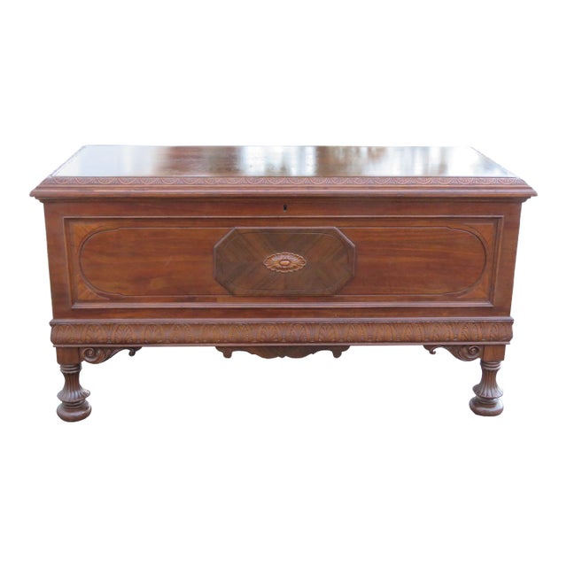 Caswell Runyan Early 1900s Cedar Chest Blanket Trunk Bench For Sale