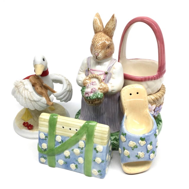 Vintage Five Piece Springtime Ceramic Assortment For Sale - Image 10 of 10