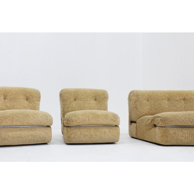 Vintage Italian Curved Modular Chrome Sofa, 1970s, Set of 4 For Sale - Image 4 of 11