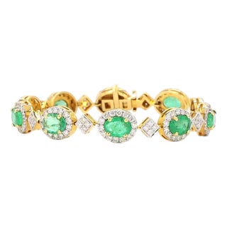 3.14 Carat Round Brilliant Cut Diamond Emerald Gold Bracelet For Sale