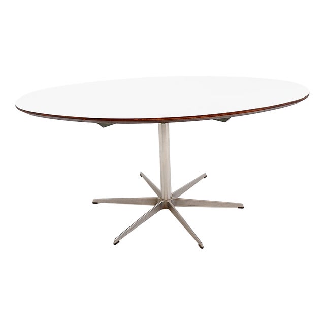 Star Base Dining Table attributed to Arne Jacobsen for Fritz Hansen, 1970s For Sale