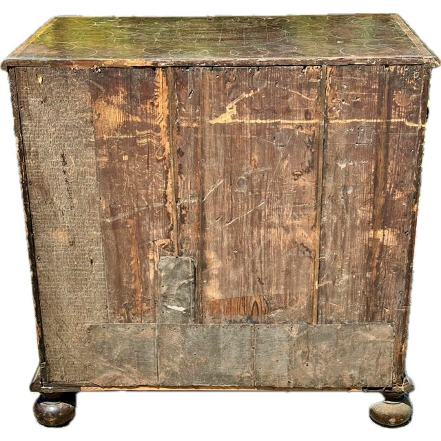 William and Mary Oyster Veneer Chest of Drawers For Sale - Image 11 of 12