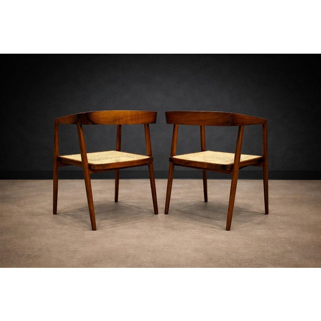 Pair of Brazilian Modern Armchairs in Rosewood and Cane, Joaquim Tenreiro, 1950s For Sale - Image 13 of 14