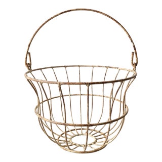 Vintage Chippy White Wire Egg Gathering Basket With Swing Handle For Sale