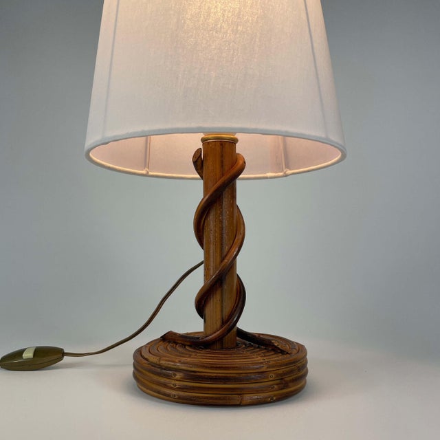 1950s Rattan Bamboo & Fabric Table Lamp by Louis Sognot, France, 1950s For Sale - Image 5 of 14