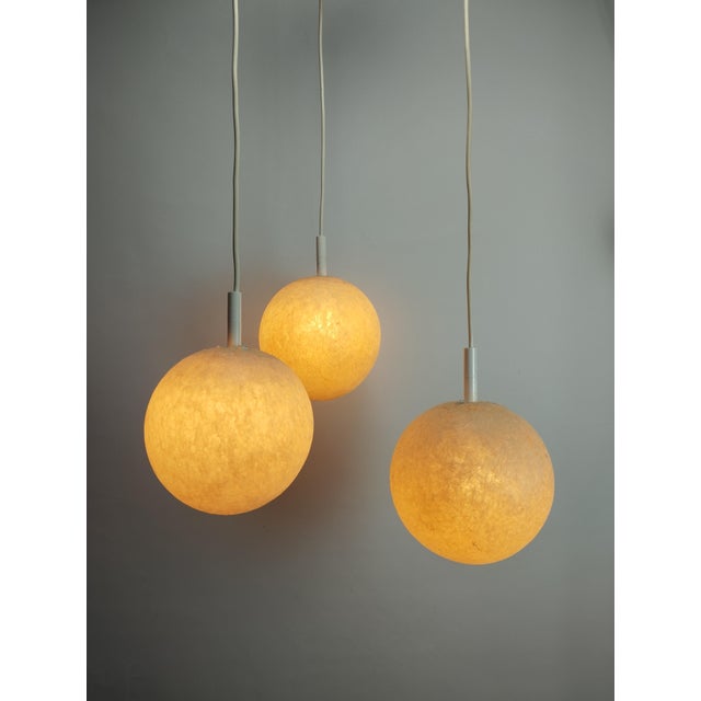 Mid-Century Modern Cascading Lamp with Fiberglass Shades, 1960s For Sale - Image 5 of 10