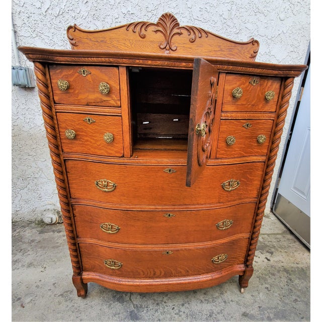 1900s Antique American Gentleman's Tiger Oak Chest Chairish