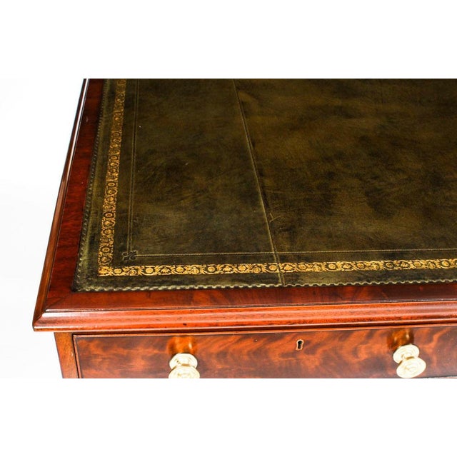 Victorian Flame Mahogany Partner Pedestal Desk, 19th Century For Sale - Image 4 of 18