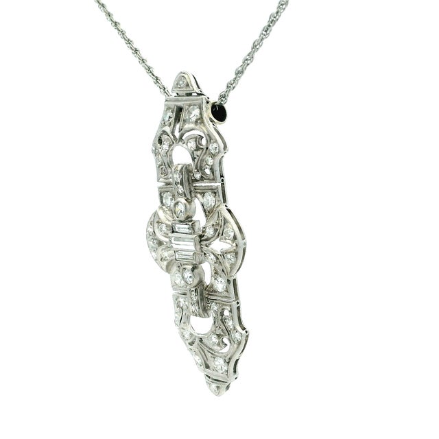 1920s Art Deco Platinum Diamond Filigree Pendant Necklace, Circa 1925 For Sale - Image 5 of 9