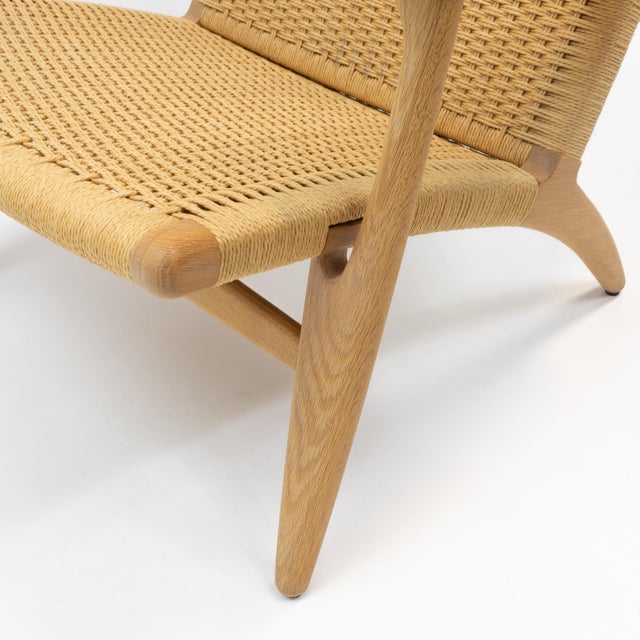 Tan CH25 Lounge Chair by Hans J. Wegner for Carl Hansen, 2000 For Sale - Image 8 of 12