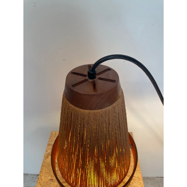 Teak and woven jute wrapped shade pendant light, 1960s. In good vintage condition.