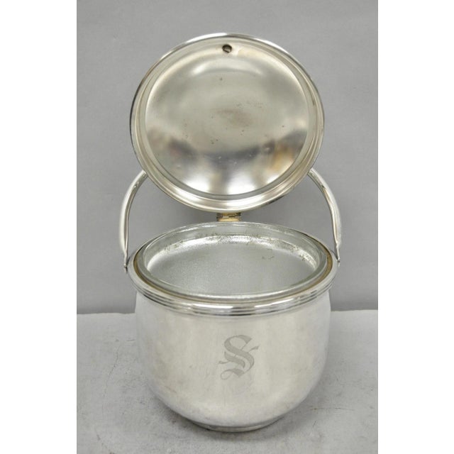 Vintage Art Deco Silver Plated Reticulating Hinge Bar Ice Bucket W/ "S" Monogram For Sale In Philadelphia - Image 6 of 16