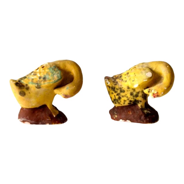 Vintage Bird Salt and Pepper Shakers For Sale