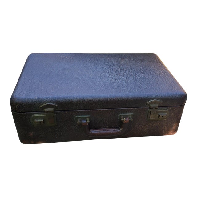 Early 20th Century Leather Suitcase With Brass Buckles and Gold Monogram For Sale