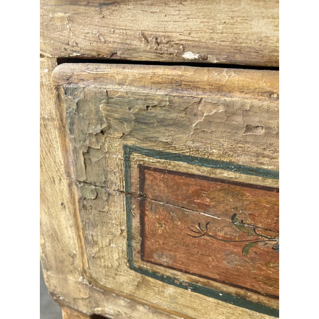18th C. Italian Hand Painted Commode For Sale In Los Angeles - Image 6 of 12