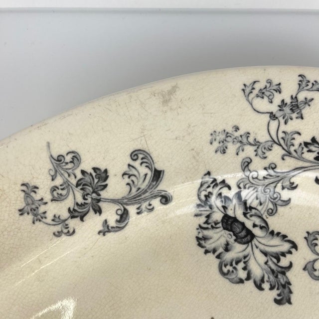 Beige Large Oval Grey-Black Earthenware Platter with Damascus Pattern from Sarreguemines, Late 19th Century For Sale - Image 8 of 11