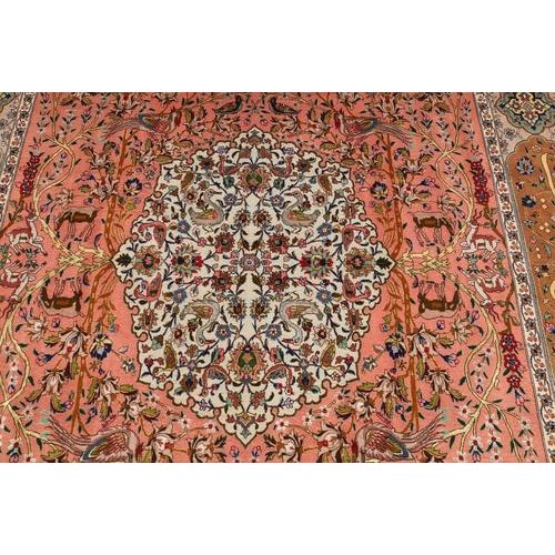 Middle Eastern Rug in Wool For Sale - Image 5 of 6