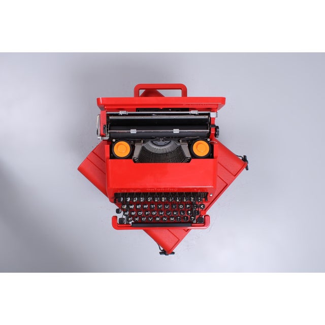 Ettore Sottsass Valentine Red Typewriter by Ettore Sottsass for Olivetti, 1960s For Sale - Image 4 of 18