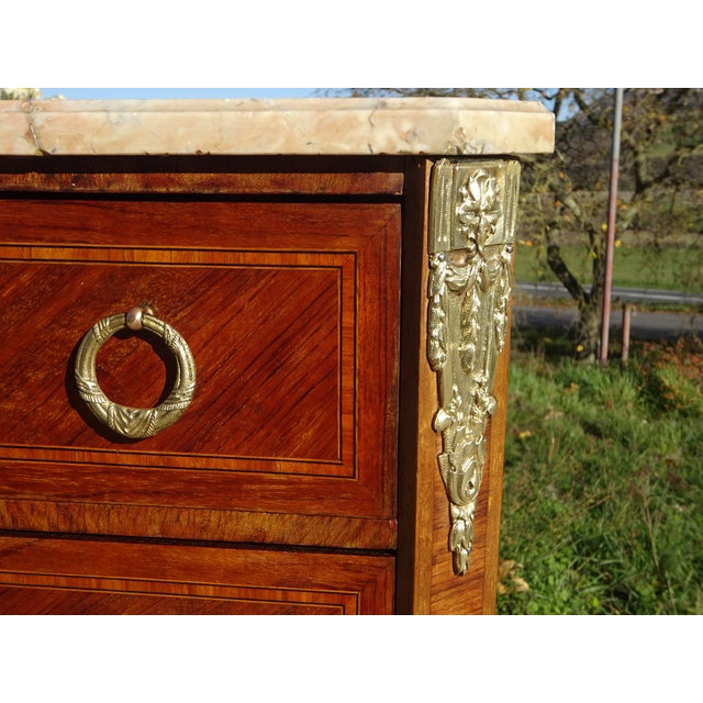Louis XVI Marquetry Chest of Drawers in Wood with Bronze and Marble For Sale - Image 17 of 18