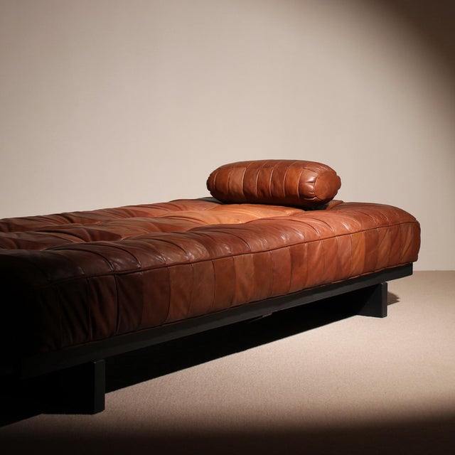 DS-80 Daybed in Cognac Patchwork Leather from de Sede, Switzerland, 1970s For Sale - Image 16 of 18