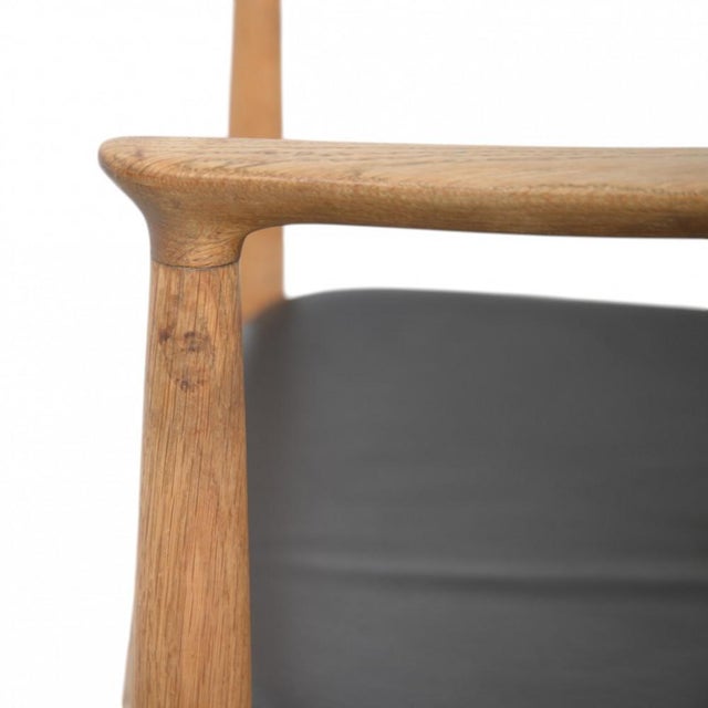 JH503 The Chair in Oak and Black Leather by Hans Wegner, 1960s For Sale - Image 14 of 18