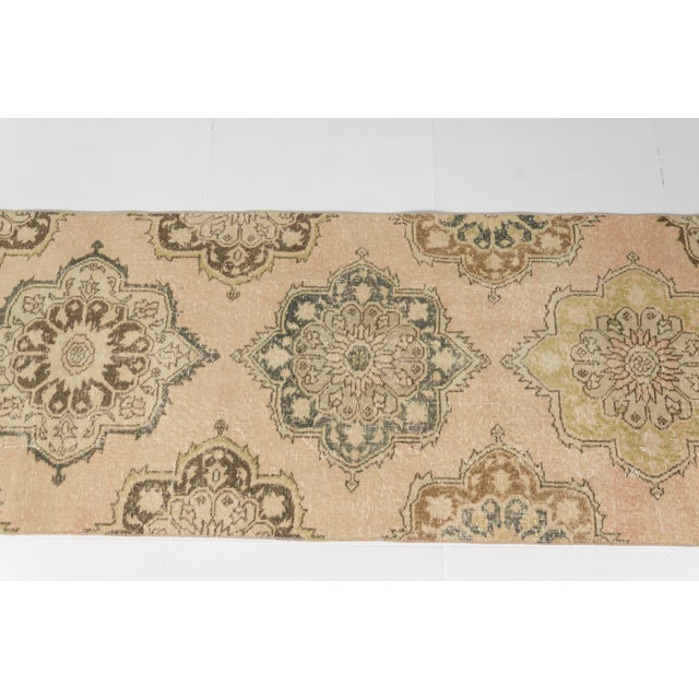 Low Pile Vintage Home Decor Rug For Sale - Image 9 of 9