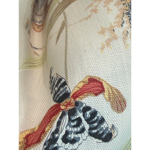 Traditional Vintage Floral Linen Pillows - A Pair For Sale - Image 3 of 4