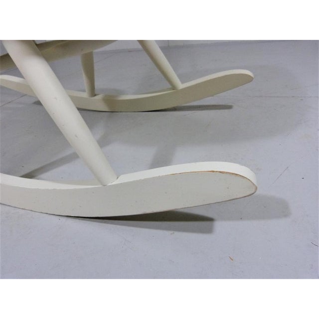 White Rocking Chair by I. Tapiovaara for Asko, 1960s For Sale - Image 8 of 17
