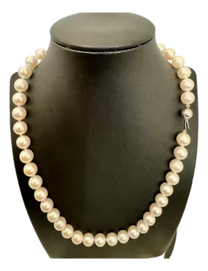 Vintage Cultured Akoya Pearl Necklace Length 17" , 18 Karat White Gold Clasp