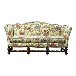 Hickory White Sofa Settee