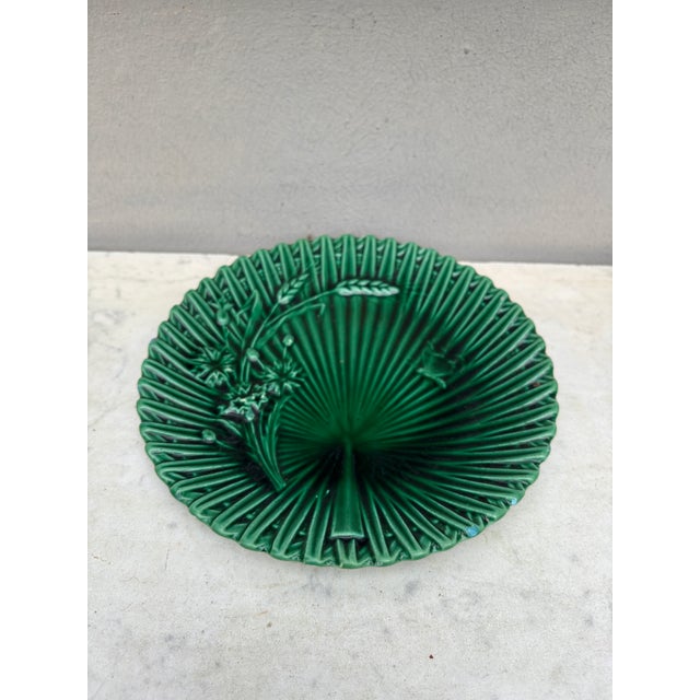 Green Majolica wheat cornflower bunch and butterfly plate signed Villeroy Boch.