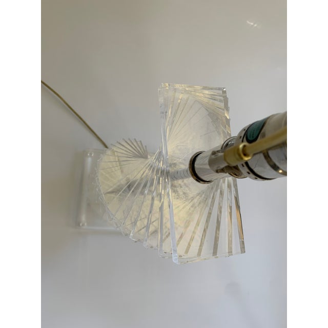 Modern Vintage 1970s Stacked Lucite Helix Twist Spiral Table Lamp For Sale - Image 3 of 12