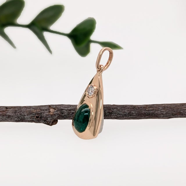 Zambian Emerald Pendant With Natural Diamond Accents: Solid 14k Gold, Oval 7x5mm For Sale - Image 4 of 5