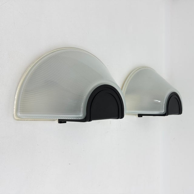 Glass Prisma Wall Lamps by MEGA, 1980s, Italy, Set of 2 For Sale - Image 18 of 18
