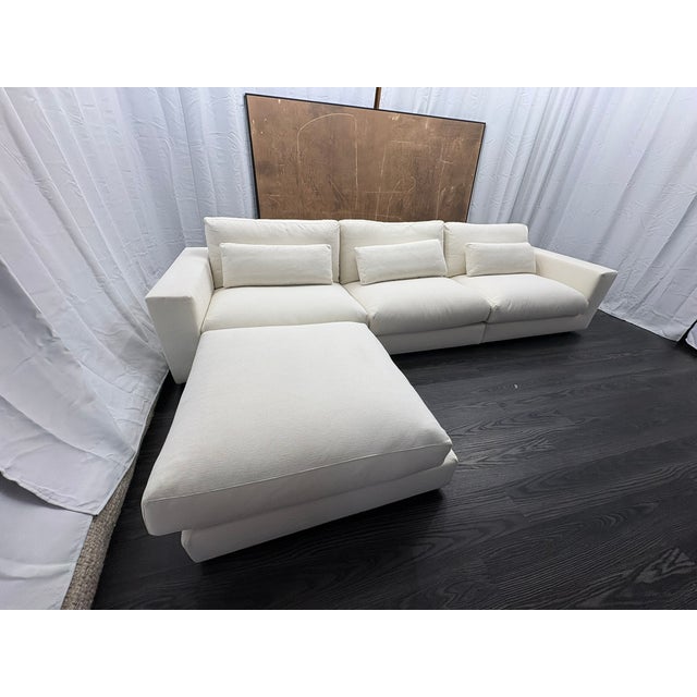 Rh Lugano Modular 4-Piece Sectional | Italy | Down | Performance Linen Weave – Natural For Sale - Image 13 of 18