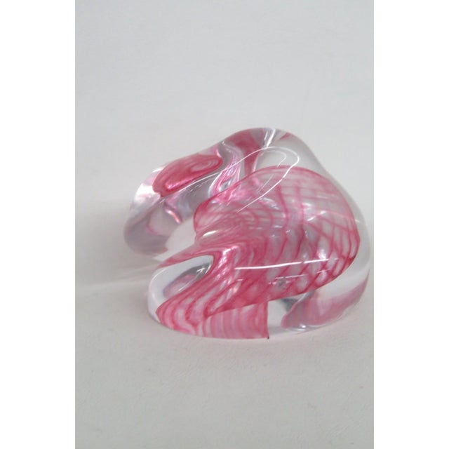 Pink Large Mid Century Style Art Glass Paperweight Pink Swirl Clear Overlay 5193b For Sale - Image 8 of 13