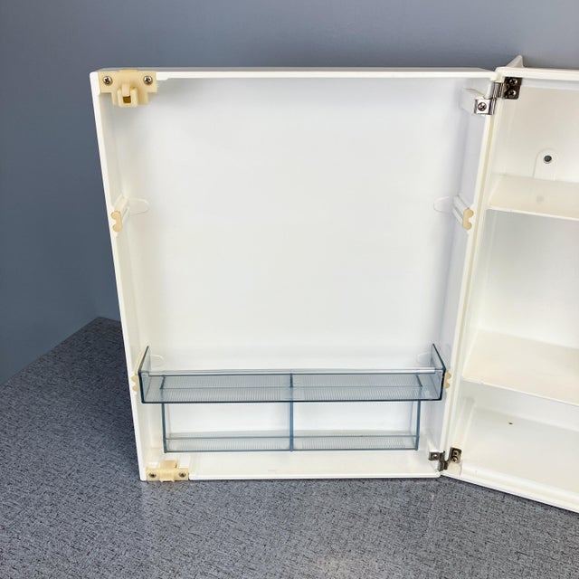 Frejus Bathroom Cabinet in ABS Plastic from Carrara and Matta, 1970s For Sale - Image 6 of 10