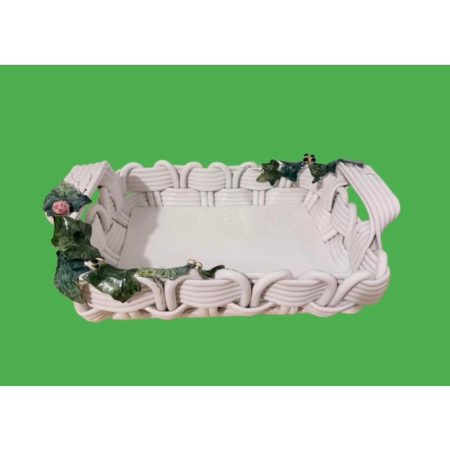 Mid 20th Century Italian Majolica Center Piece in the Form of a Large Basket Weave. For Sale In Miami - Image 6 of 10
