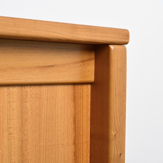 Wood Elm Chest of Drawers from Maison Regain, 1960s For Sale - Image 7 of 17