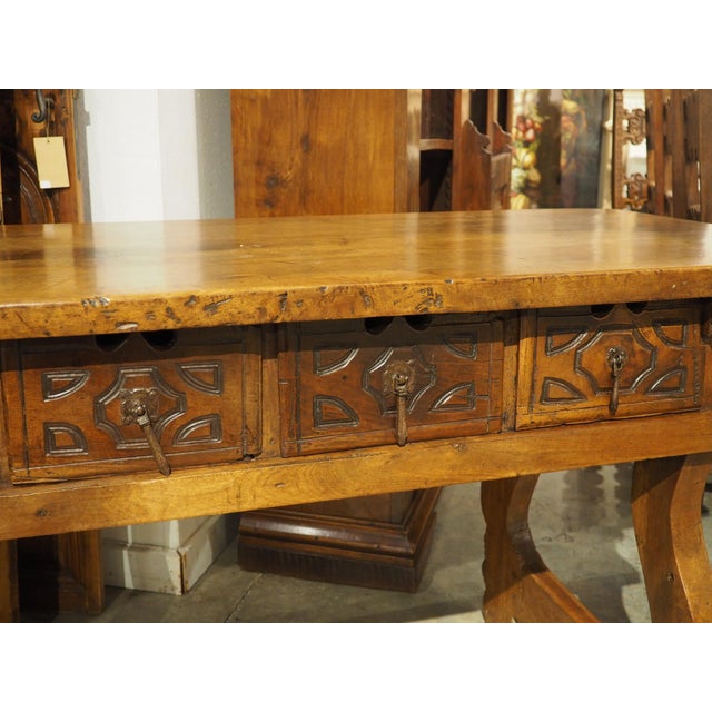 18th Century Single Plank 4-Drawer Walnut Wood Console Table From Spain For Sale - Image 4 of 18