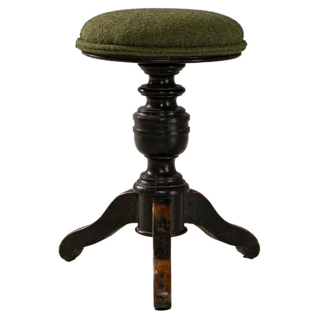 1900s French Wooden Adjustable Piano Stool With Upholstered Seat For Sale - Image 15 of 18