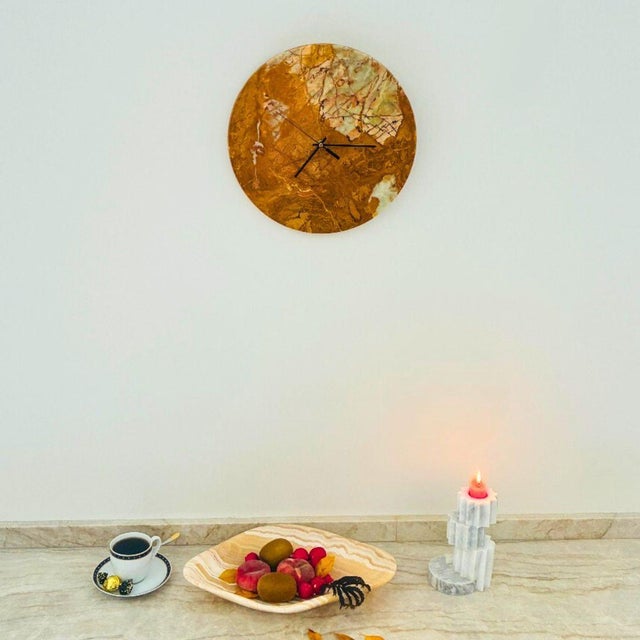 Brown Onyx Wall Clock by Forzini, in New conditions. Designed from 2000