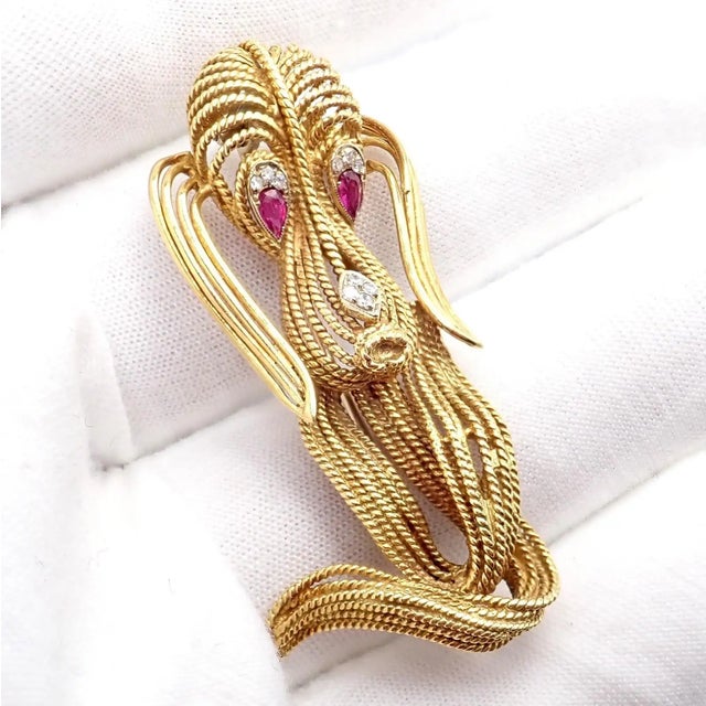 Vintage H. Stern Diamond Ruby Basset Hound Dog Yellow Gold Pin Brooch For Sale - Image 10 of 10