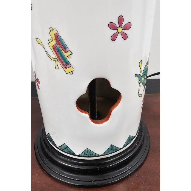Wood Pair of Mid 20th Century Chinese Porcelain Hat Stands Mounted as Lamps For Sale - Image 7 of 10