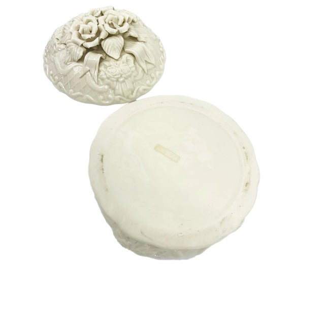 Boho Chic 1960s Vintage Porcelain Roses Topped Ivory Dresser Box For Sale - Image 3 of 6
