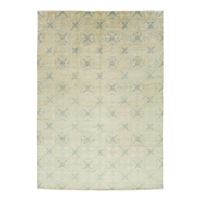 Handmade Beige Modern Oushak Style Wool Rug With Allover Pattern For Sale