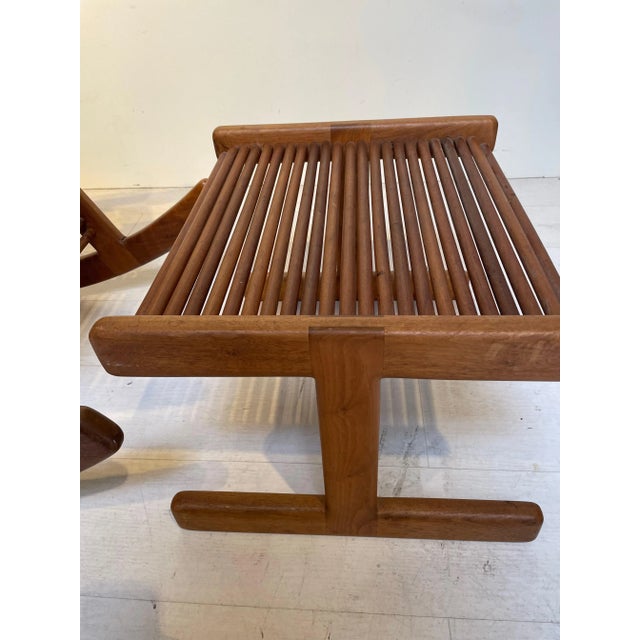 1980s 1980s Oak Dowel Rocking Chair & Ottoman Attributed to Stephen Hynson For Sale - Image 5 of 6